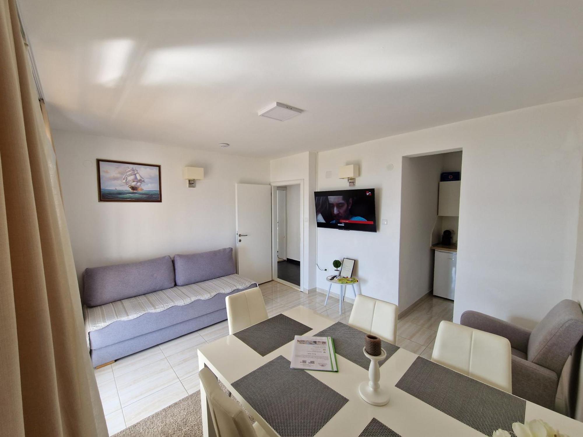 קריקווניצה Apartmani Kristijan מראה חיצוני תמונה