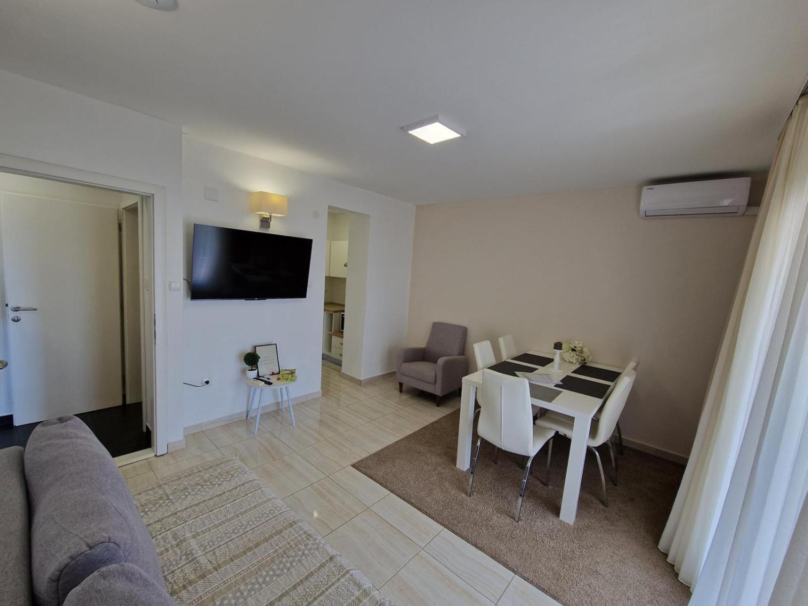 קריקווניצה Apartmani Kristijan מראה חיצוני תמונה