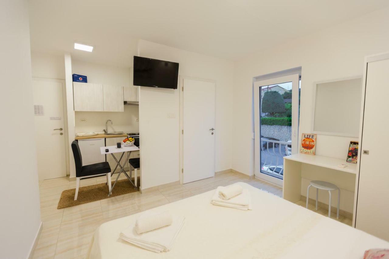 קריקווניצה Apartmani Kristijan מראה חיצוני תמונה